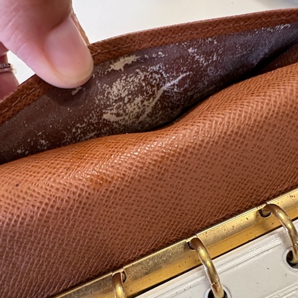 Louis Vuitton Monogram PM Small Ring Agenda Cover CA0918 - Picture 8 of 16